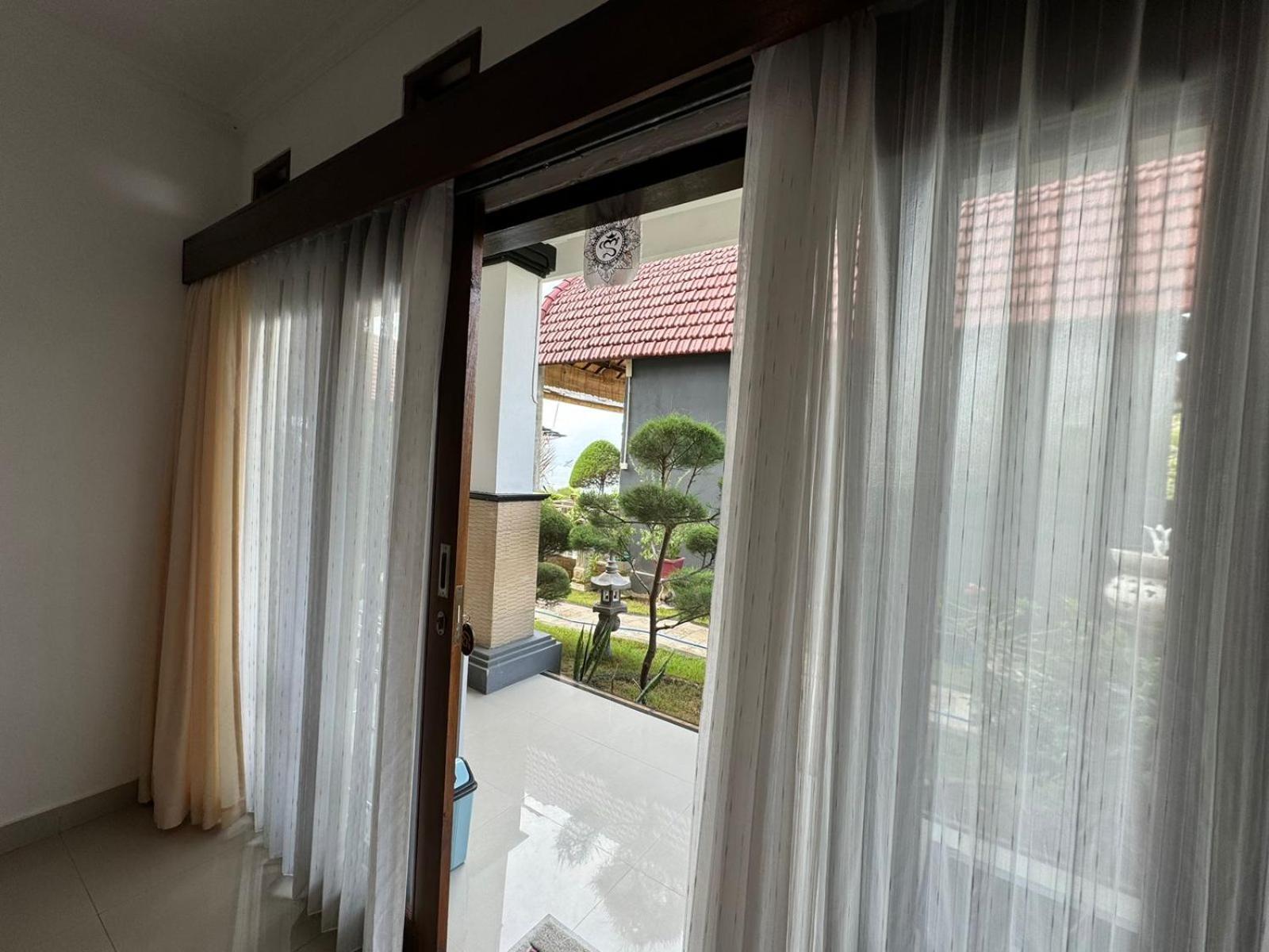 Kaylas Hill Resort Batununggul Экстерьер фото